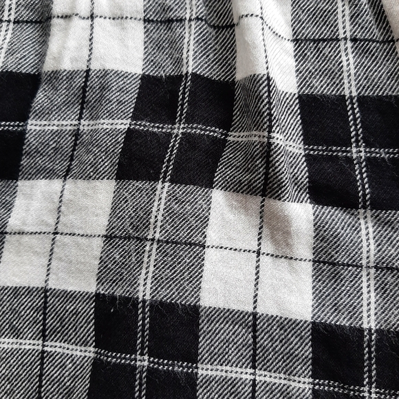 Old Navy Black White Plaid Collared Dress size 8 - Picture 9 of 9